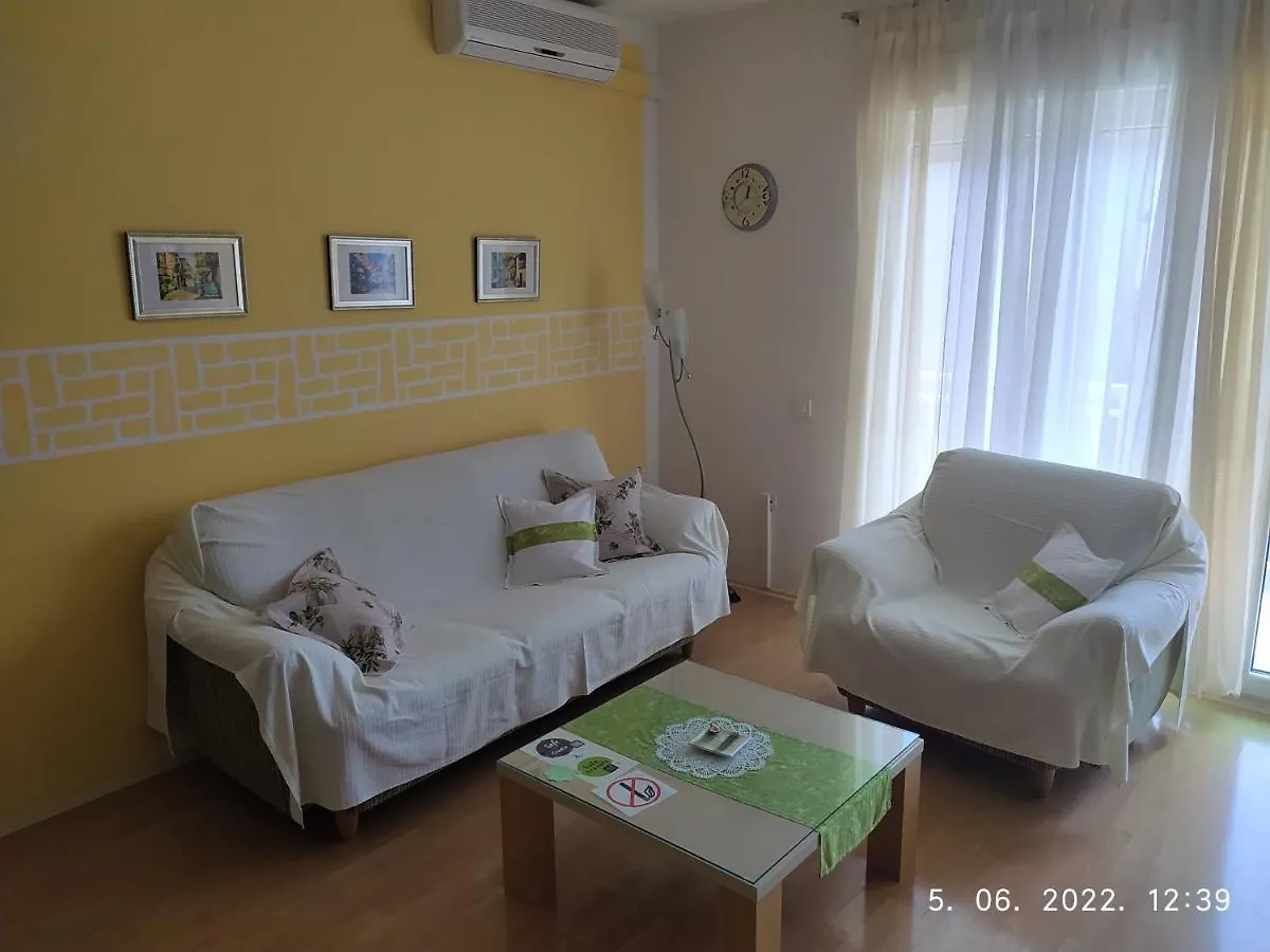 Apartment Sara Novi Vinodolski Kroatien